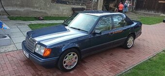 Mercedes W 124, 3.0 E, 6 válec
