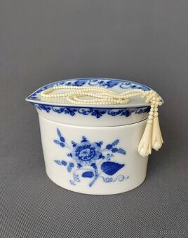Krásná porcelánová doza na cukroví nebo šperkovnice Hutschen