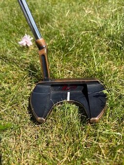 TaylorMade putter Black Copper