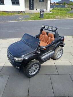 Dětské auto