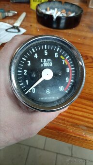 Otáčkoměr 350/634 - 1