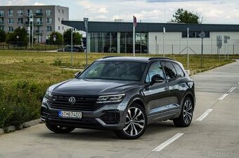 Volkswagen Touareg 3.0 R-Line / Night Vis, Pano, SK auto