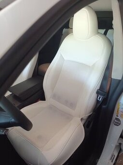 Ventilovaný potah sedačky Tesla model Y, 3