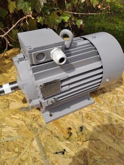 Prodám elektromotor MEZ Mohelnice 3 kw. 2800 ot.