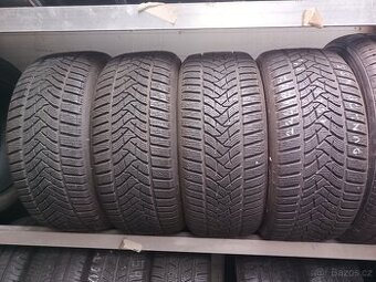 225/45/17 Dunlop