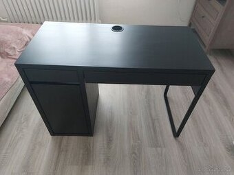 Psací stůl IKEA Micke