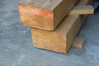 Smrkové vyschlé trámy nikdy nepoužité 2ks