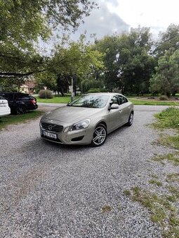 VOLVO S60 D3 2011r.