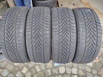 215/55/17 zimni pneu GOODYEAR 215/55 R17