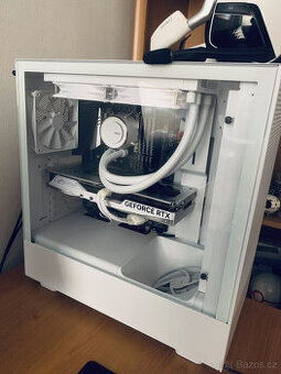 💻 Herní PC RTX 4070 Super | i7-9700K | 32GB RAM | White RGB