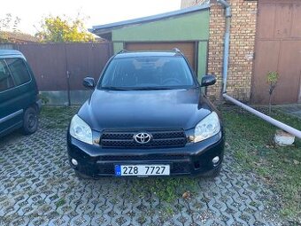 Toyota rav4 2.0 benzin