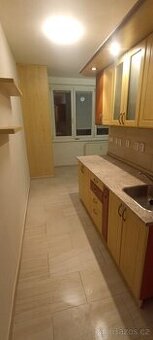 Pronájem, bytu/4+1, 80 m2, Pohraniční stráže Kraslice