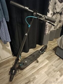 Elektro koloběžka LAMAX E-Scooter S11600