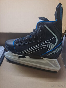 Dětské, chlapecké brusled CROWNED CRUSADE vel 35-38