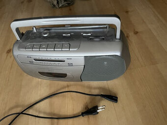 Rádio s Kazet.-Magnetofonem, včetně nahrávání. Plně funkční