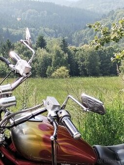 Suzuki Intruder VS 809