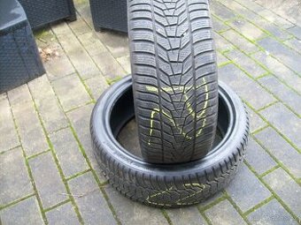 2x zimní pneu Octavia IV RS 225.40.19"