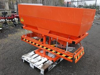 Rozmetadlo písku soli 1000 l