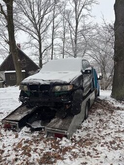 Prodám náhradní díly bmw x5 3.0d