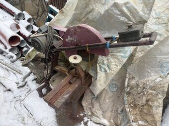 Pokosová pila na železo