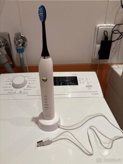 Elektrický zubní kartáček - 1