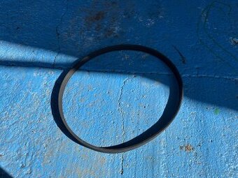 Bmw e39 dráždivý řemen na klimakompresor