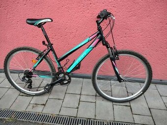 Prodám pěkné dívčí kolo