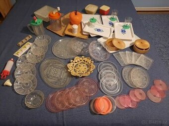 RETRO kuchyňské nádobí a pomůcky - super stav