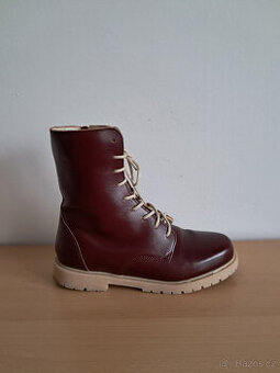 Dámské kotníkové boty Vasky 38
