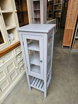 SKŘÍŇKA - VITRÍNA IKEA HEMNES