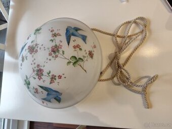 Krásny ručne maľovaný plafonnier