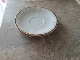 podšálek Bernadotte bílý