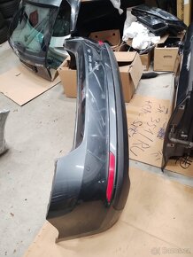 Škoda Rapid spaceback - nárazník LF7Y šedá metalíza