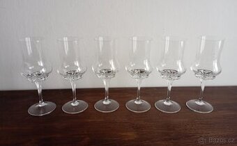 Designové retro skleničky na sekt, nebo víno