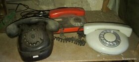 Staré historické telefony