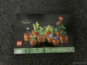 LEGO ICONS 10329 Malé rostliny - 1