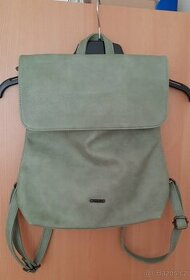 Světle zelený elegantní batoh Carmelo - 1
