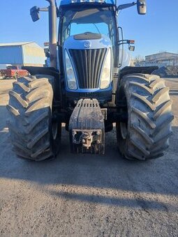 Traktor New Holland