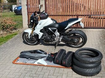 Honda CB 1000R