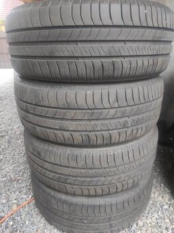 4x letní pneu Michelin 195/55 r16 (1400 za všechny)