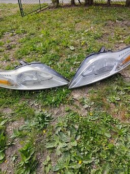 Prodám světla pro Ford Mondeo 4