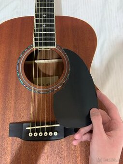 Nový pickguard pro akustickou kytaru - 1