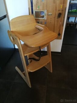 Rostoucí židle