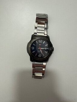 hodinky tommy hilfiger