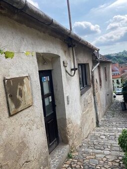 Nabízím k prodeji RD ke kompletní rekonstrukci v Třebíči