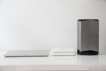 MacBook Pro 16 i9, 64GB | TimeCapsule 2TB | Blackmagic eGPU