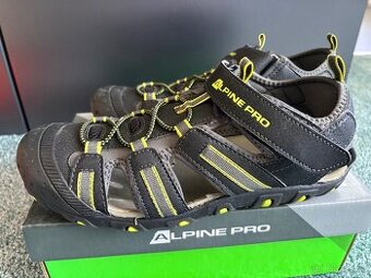 Dětské sandále zn. ALPINE PRO vel. 38