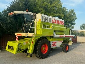 Obilní kombajn Claas Mega 203 II