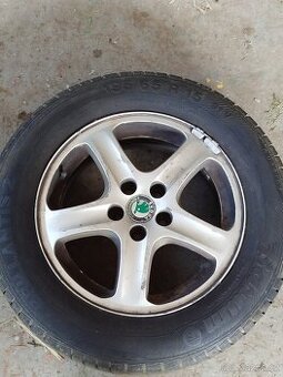195/65 R15 letní sada litých kol škoda Octavia