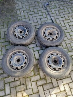Sada zimních kol 195/65 R15